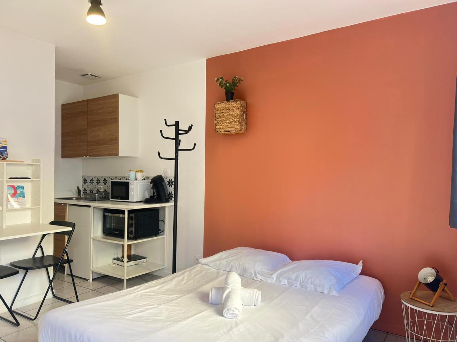 Le Vinci Apartment Calais Exterior photo